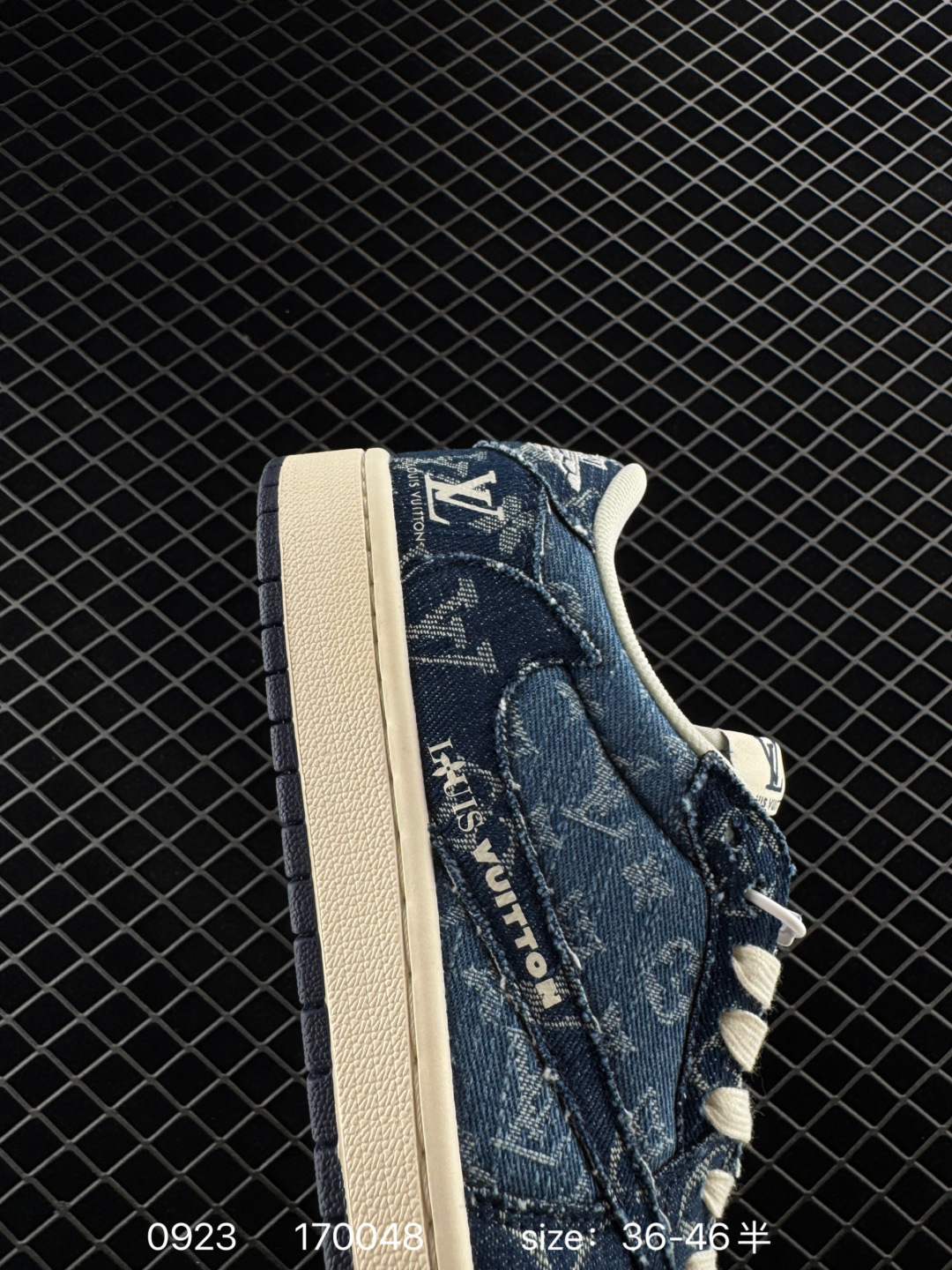 Nike Air Jordan 1 x Travis Scott